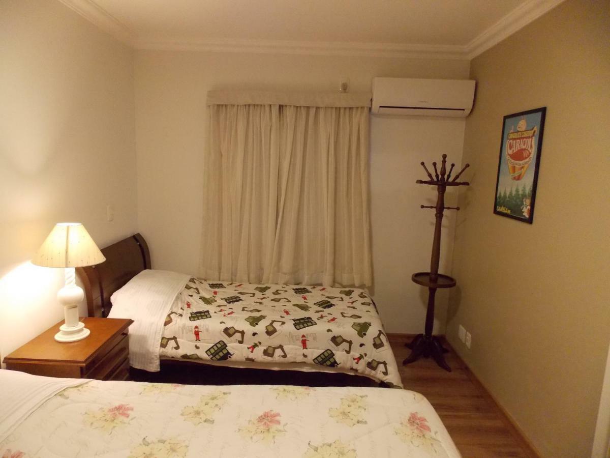 Triplex 3 Suites Em 카넬라 외부 사진
