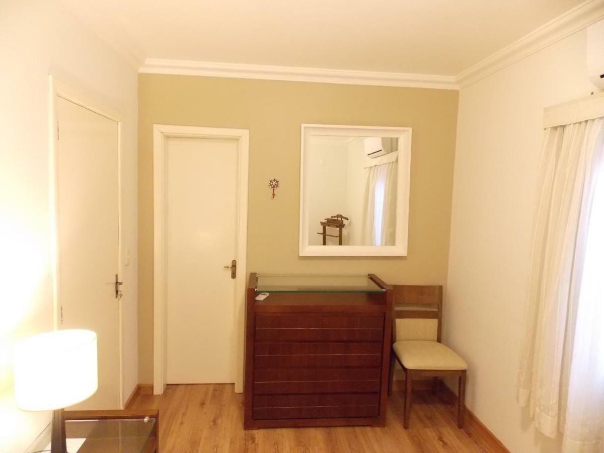 Triplex 3 Suites Em 카넬라 외부 사진