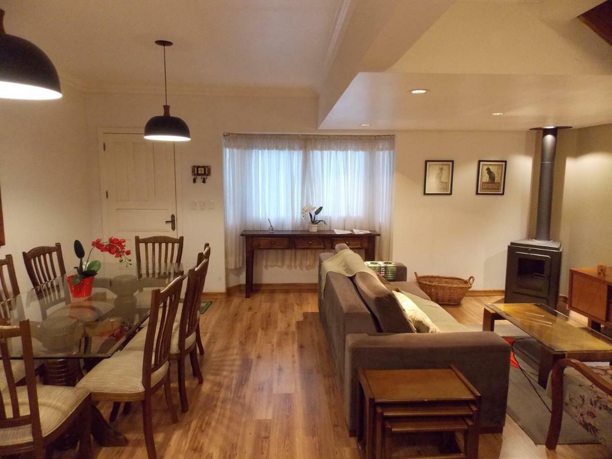Triplex 3 Suites Em 카넬라 외부 사진