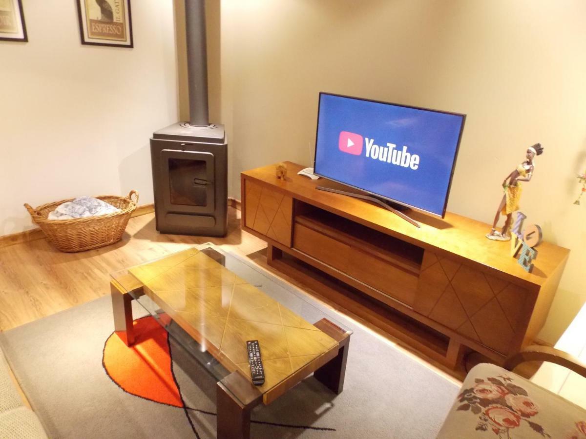 Triplex 3 Suites Em 카넬라 외부 사진