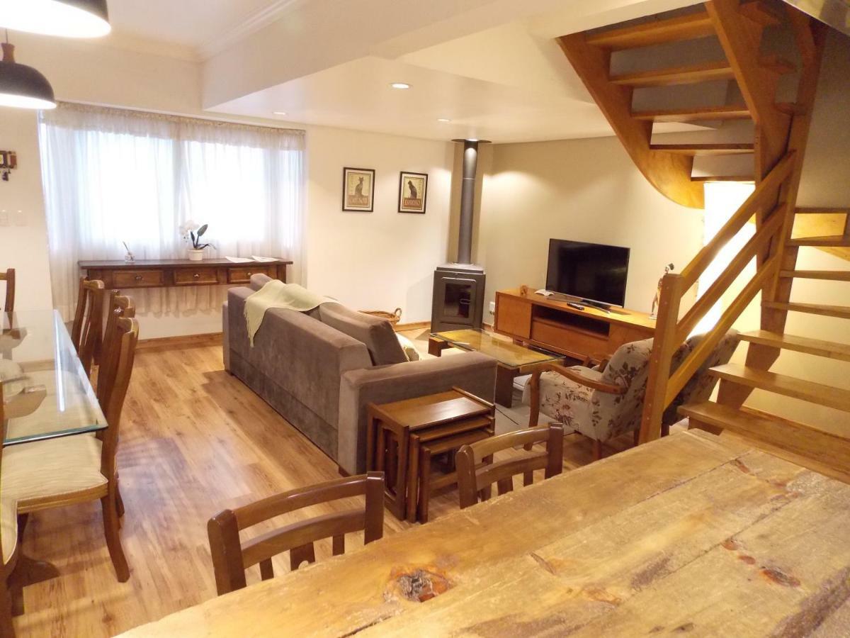 Triplex 3 Suites Em 카넬라 외부 사진